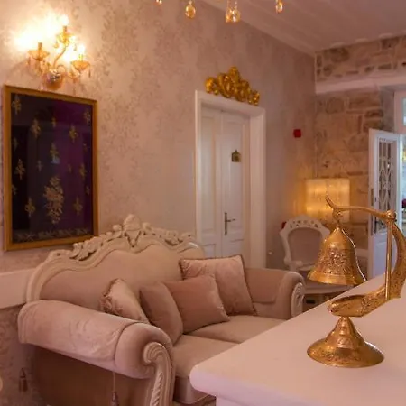 Lavin Otel 5*